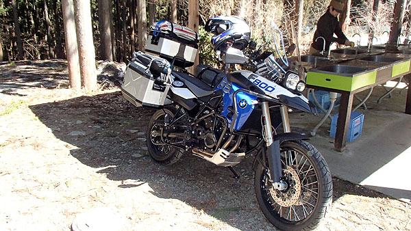 Ｆ８００ＧＳ